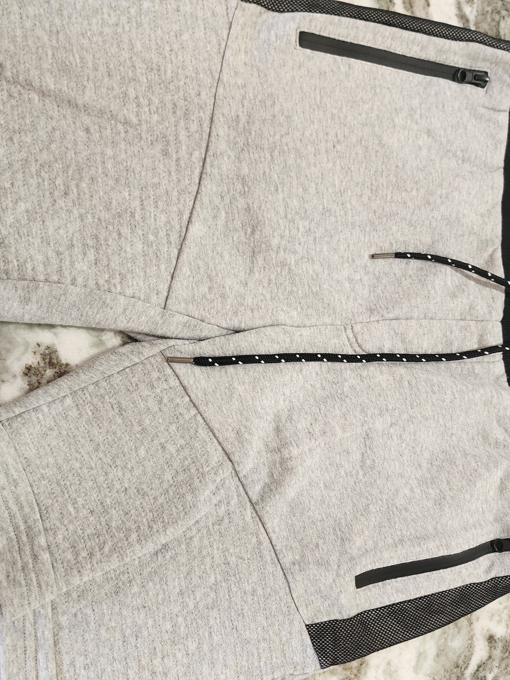 Guess Men's Light Gray Drawstring Shorts with Black Accents